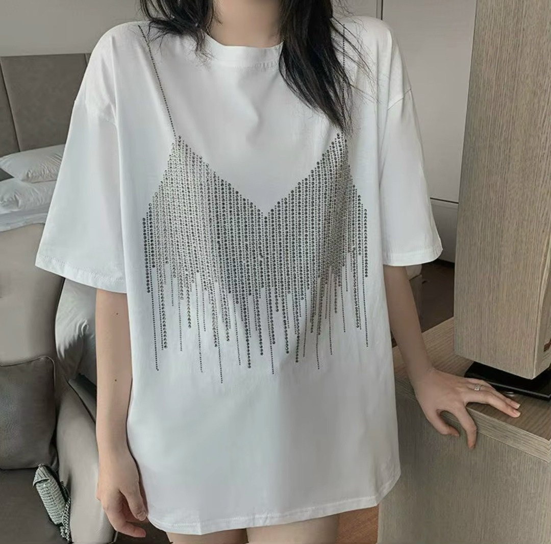 футболки женские модные,футболка женская со стразами,женская футболка оверсайз со стразами,футболка оверсайз со стразам,женская свободная футболка