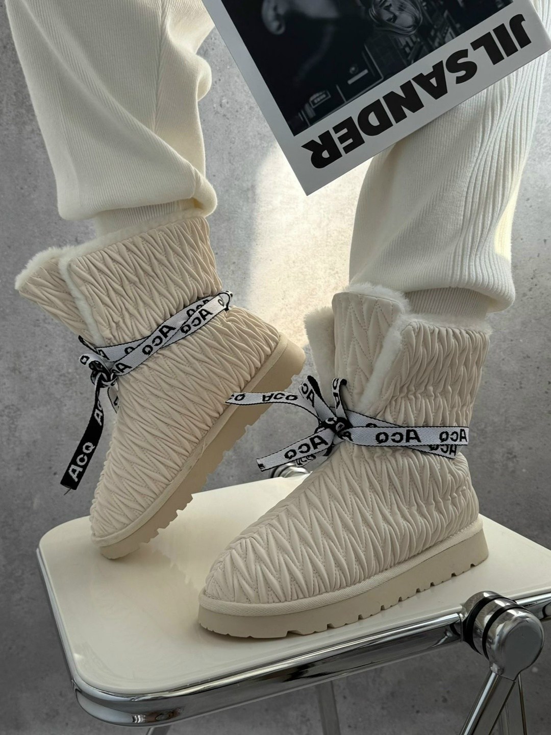 женская зимняя,дутики женские,,женские угги,зимние дутики женские