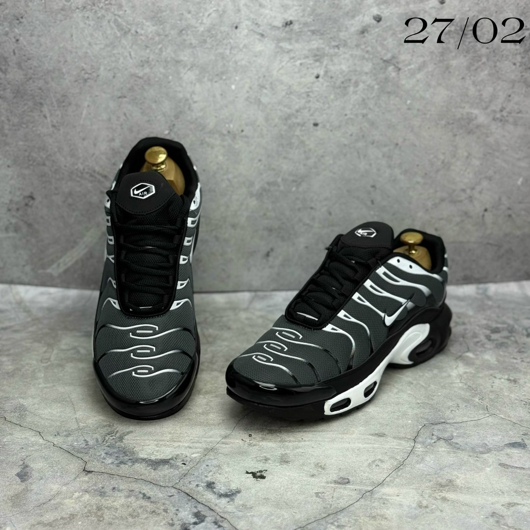 кроссовки nike air max tn plus,кроссовки nike air max tn plus мужские,кроссовки nike air max tn,кроссовки nike air max tn plus 3,nike air max plus tn