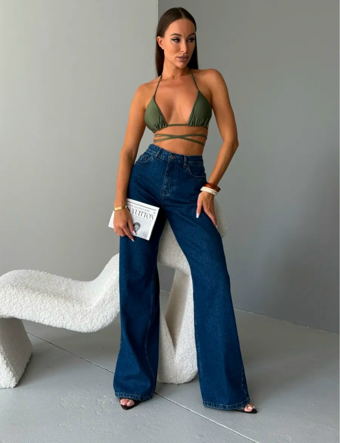 модные джинсы,женские джинсы,джинсы женские широкие,брюки джинсы,стильные джинсы