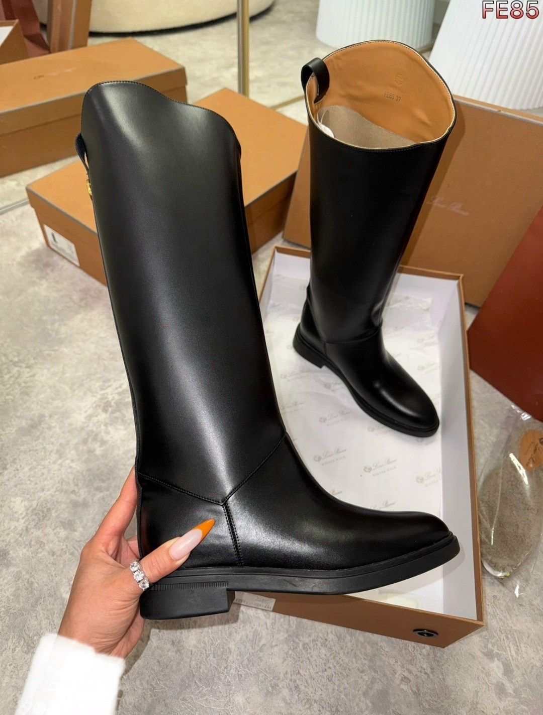 женские сапоги,высокие сапоги,сапоги демисезонные,сапоги трубы,стильные сапоги