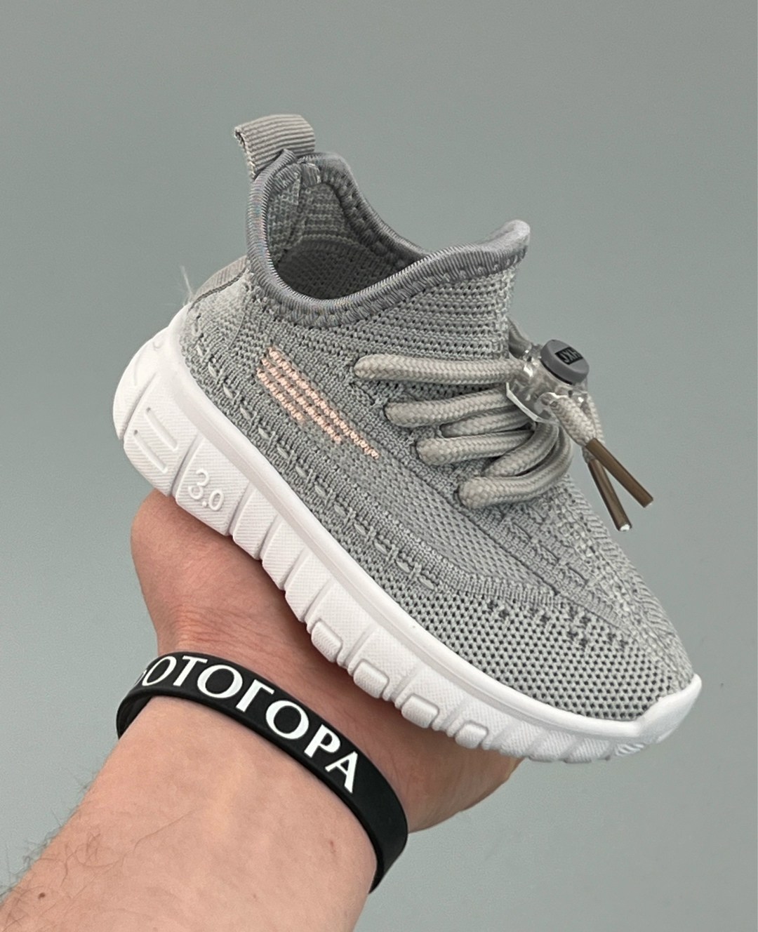 кроссовки,кроссовки изики,кроссовки для девочек,детские кроссовки, детская