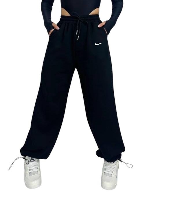 серые широкие спортивные штаны,спортивные брюки,cпортивные штаны женские,серые спортивные штаны,широкие спортивные штаны