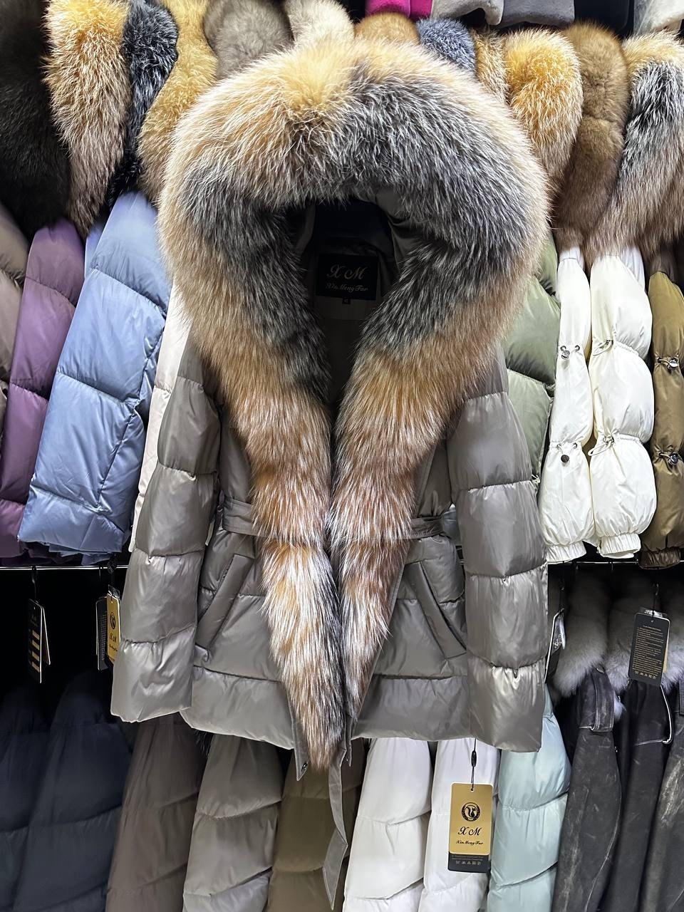 пуховики с натуральным мехом,пуховик с мехом,пуховик женский,пуховик женский с натуральным мехом,пуховик