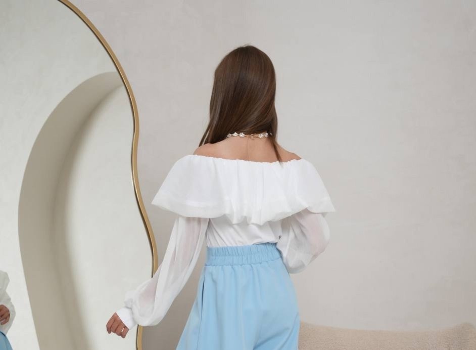 нарядные блузка,праздничная блузка,блузка классическая,элегантная блузка,блузка с открытыми плечами