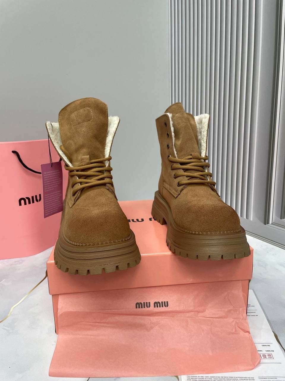 ,ботинки стильные,ботинки miu miu,ботинки женские,ботинка женские зимние