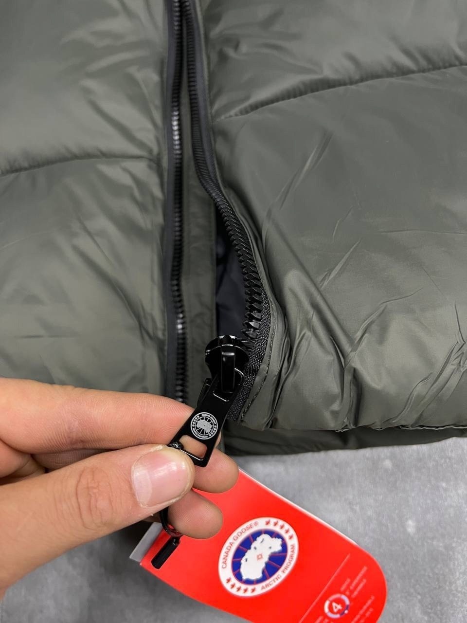 canada goose оригинал и подделка,зимние куртки,пуховик canada goose,куртка канада,куртка