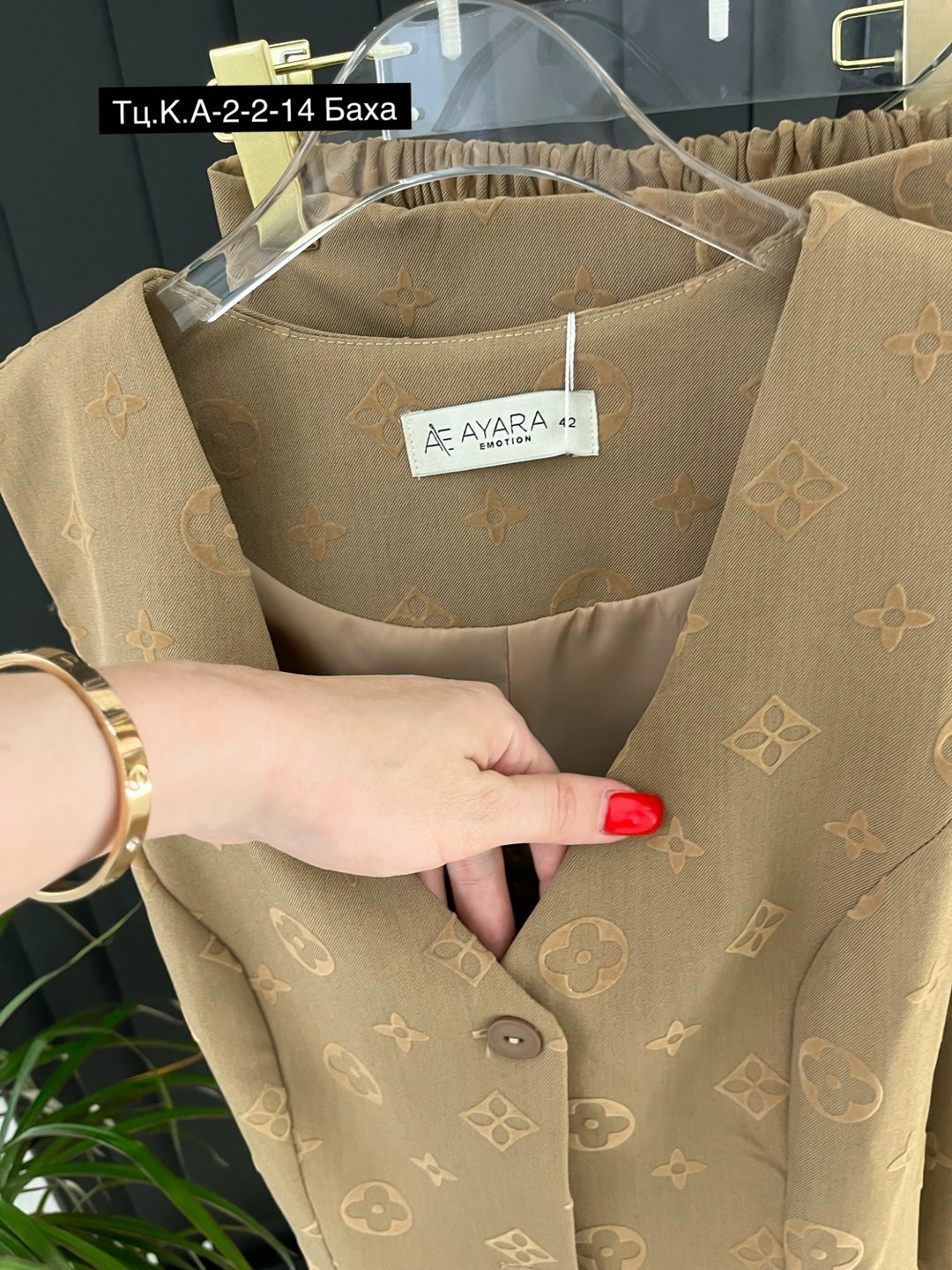 костюмы двойки,женские костюмы,женский брючный костюм,жакет,