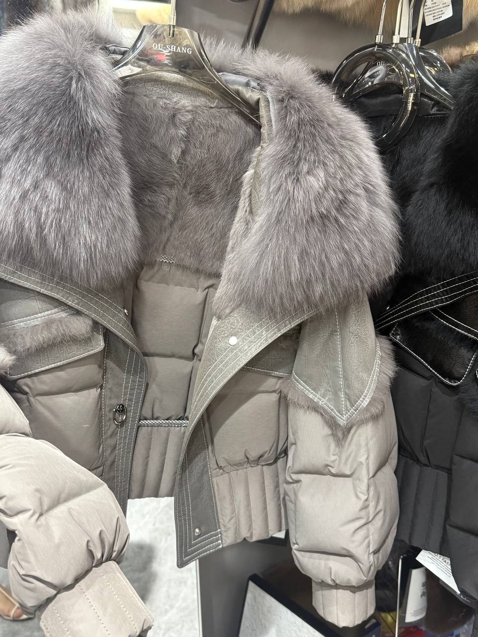 модные пуховики,женские пуховики,пуховики с мехом,пуховик женский с мехом,пуховики с натуральным мехом