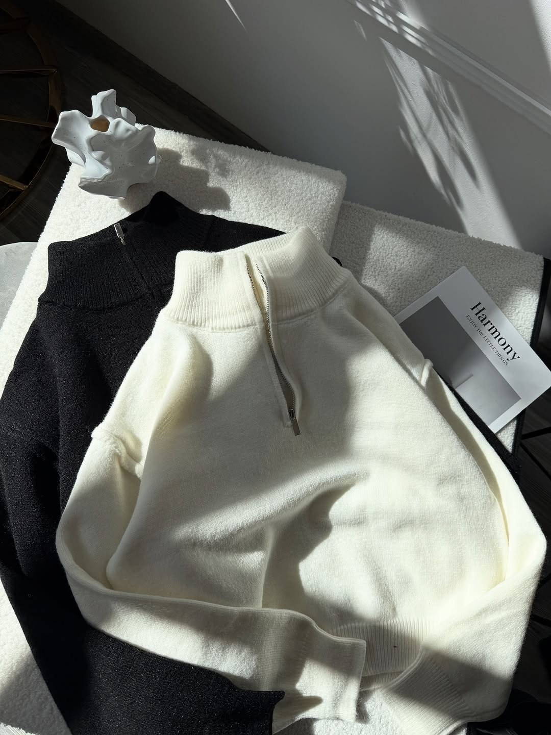 свитер с высоким воротником,свитер зимние,модные свитера,свитер с высоким воротом,трикотажный свитер