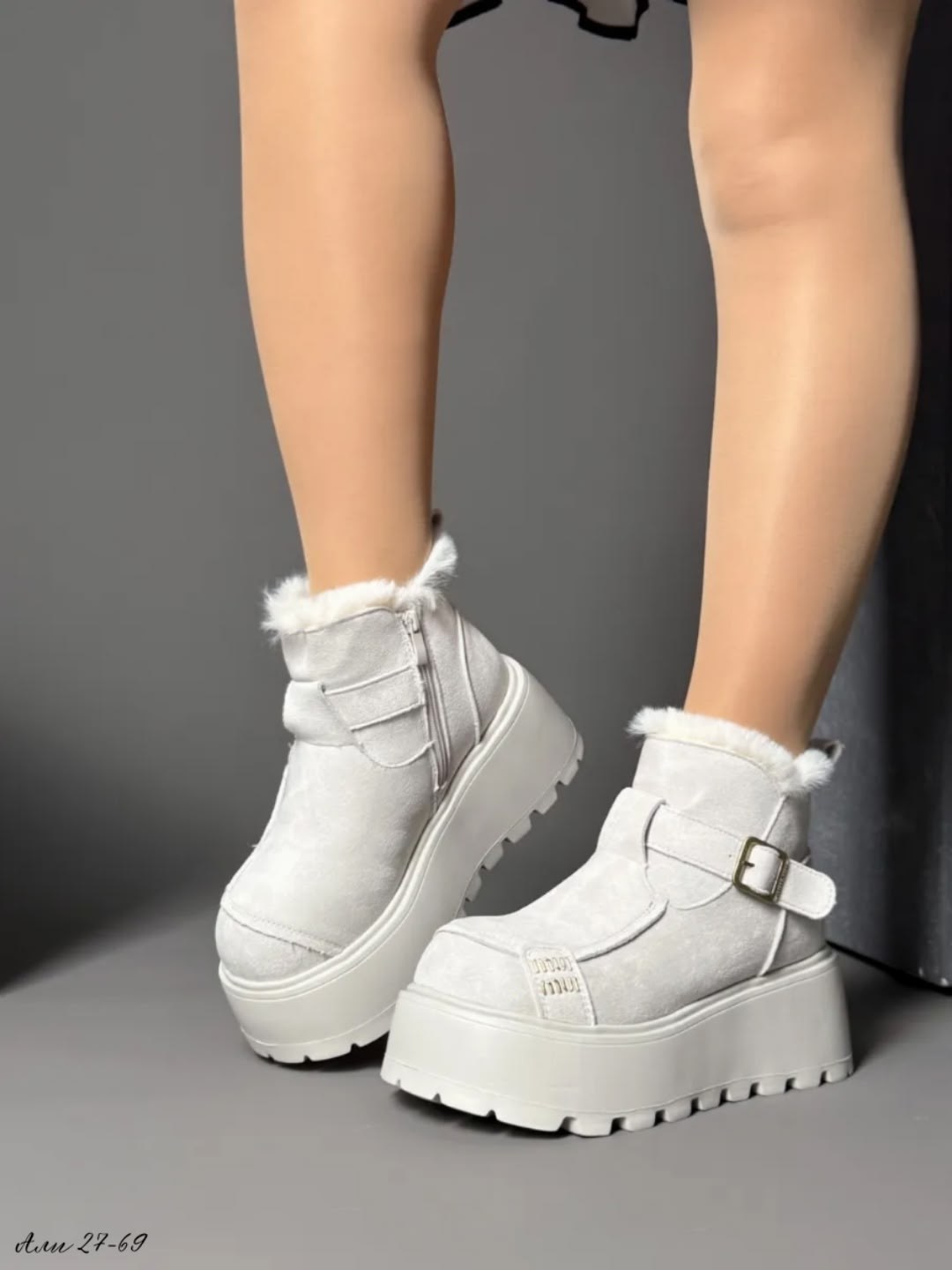 ,угги женские,женская зимняя , женская,ботинки с мехом