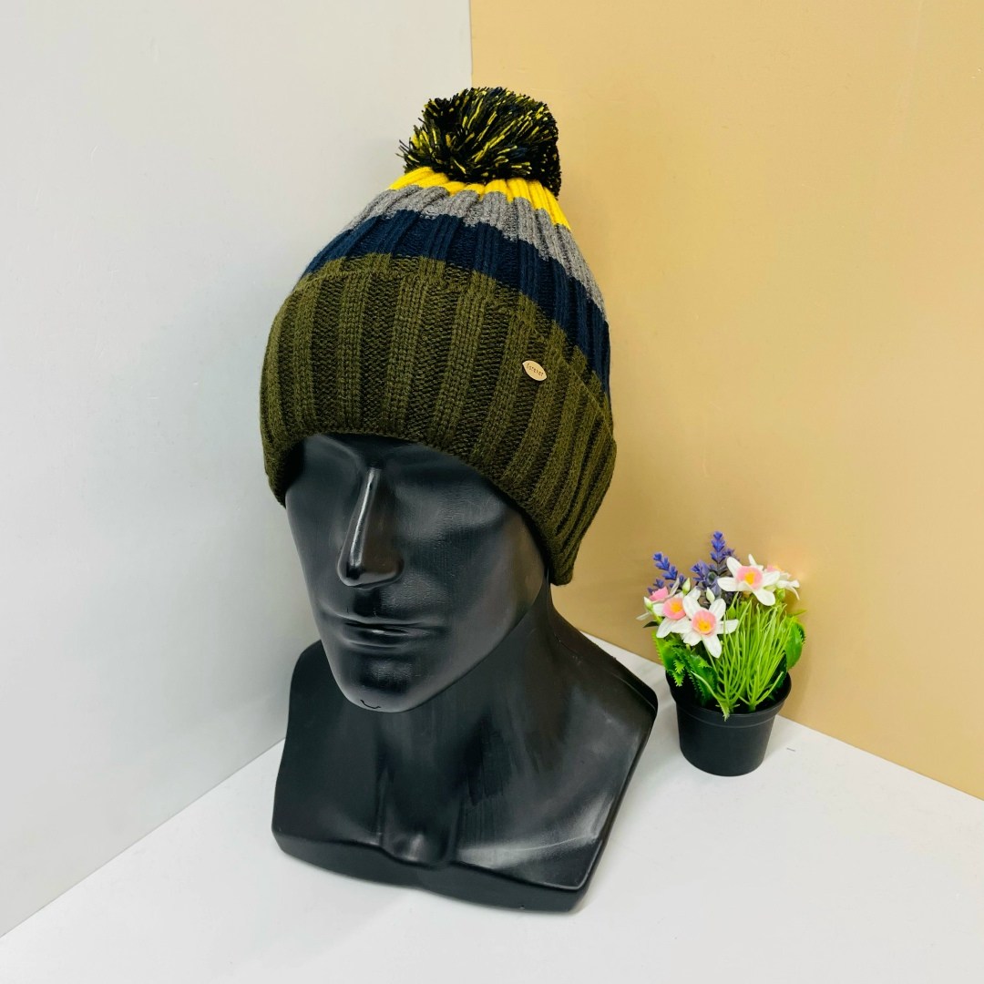 шапка зимняя мужская,мужская шапка,вязаная мужская шапка,мужская шапка с помпоном,шапка мужская зимняя вязаная