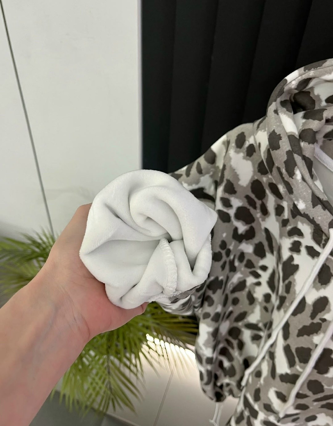 леопардовые костюмы,костюм леопард,костюм на флисе,костюм с принтом,теплый костюм