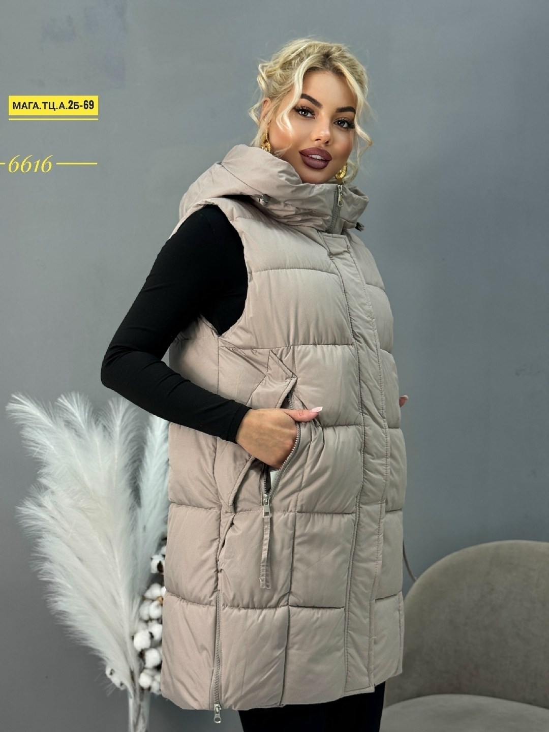 женская жилетка,женские жилеты,жилет,жилетка с капюшоном,жилетка