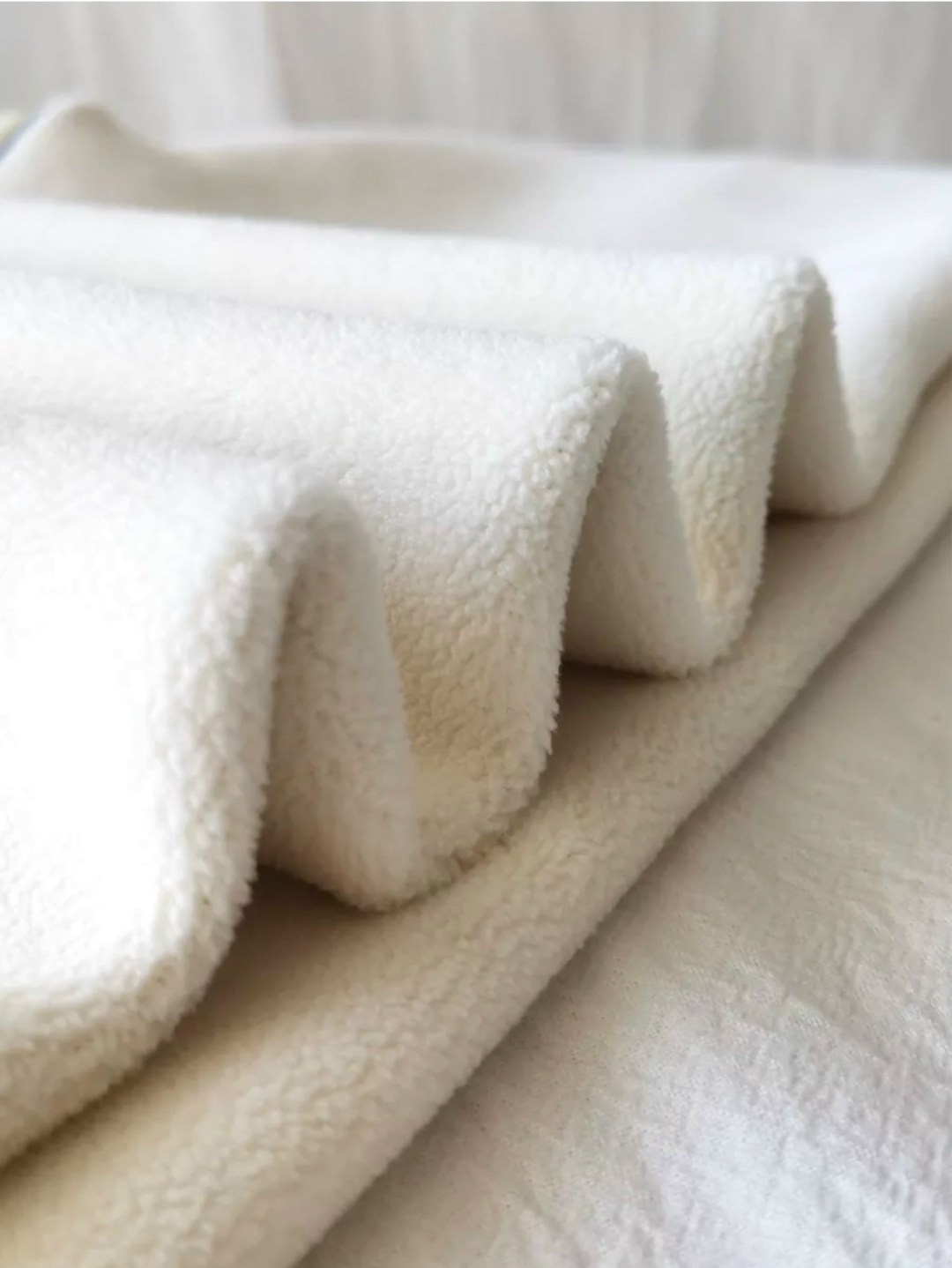 ткань трикотажная,полотно трикотажное,трикотажный,плотный трикотаж,трикотаж лапша