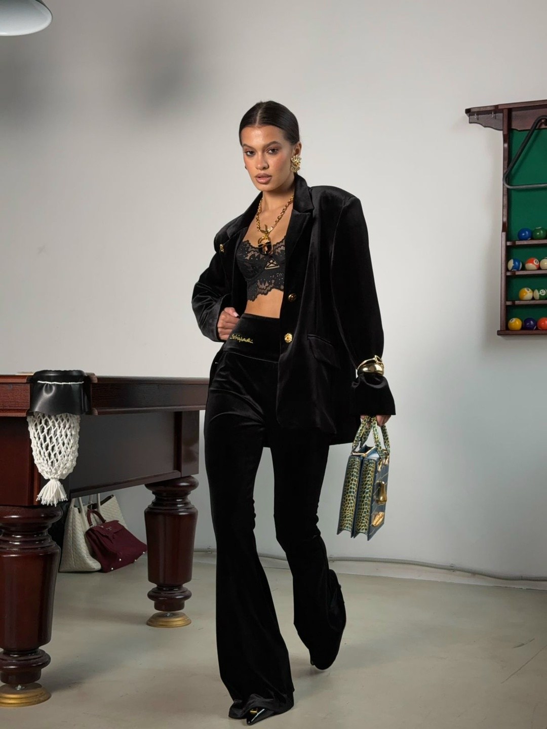 бархатный пиджак,бархатный пиджак balmain,бархатный пиджак женский,пиджак,бархатный жакет