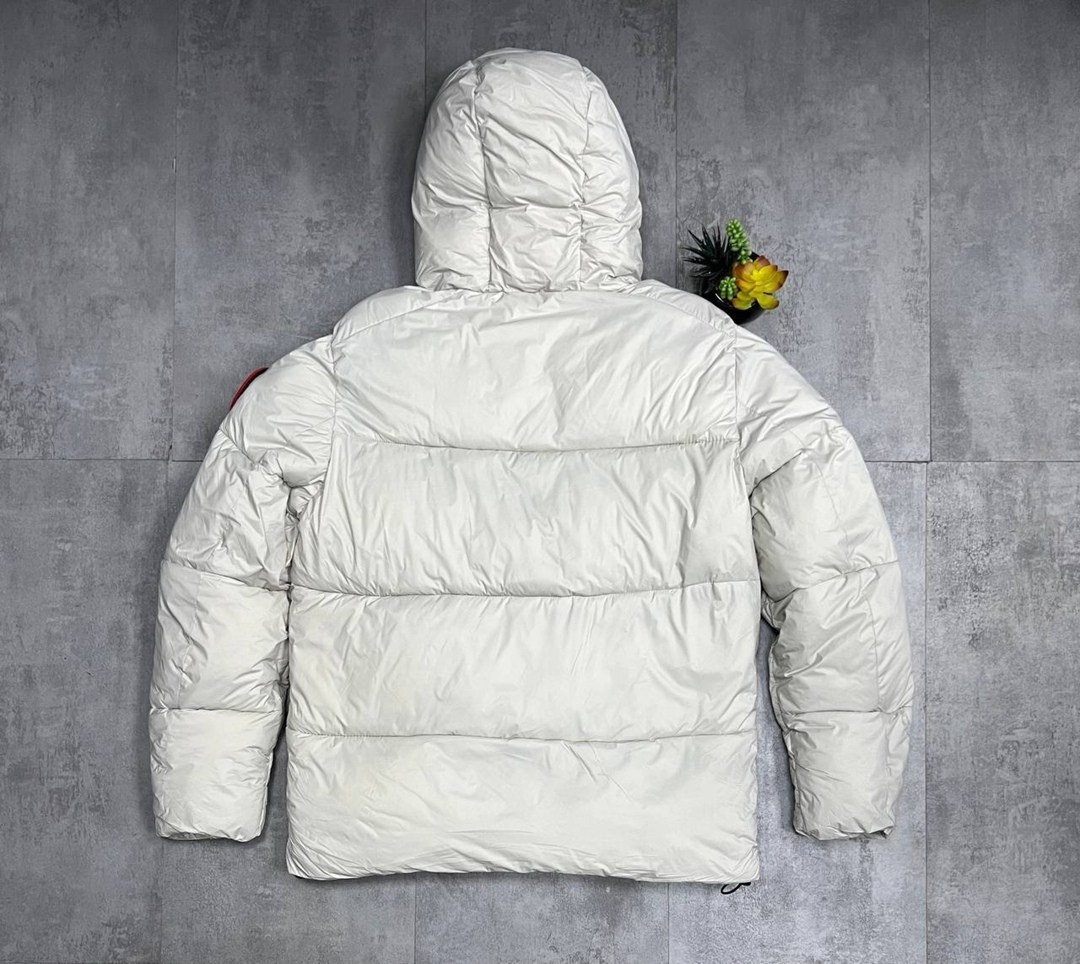 canada goose оригинал и подделка,зимние куртки,пуховик canada goose,куртка канада,куртка