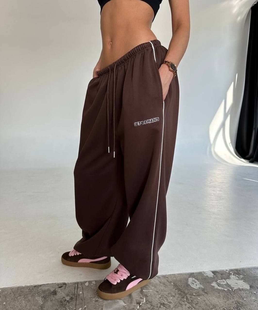 спортивные широкие штаны,спортивные штаны,штаны спортивные женские,штаны оверсайз,брюки штаны