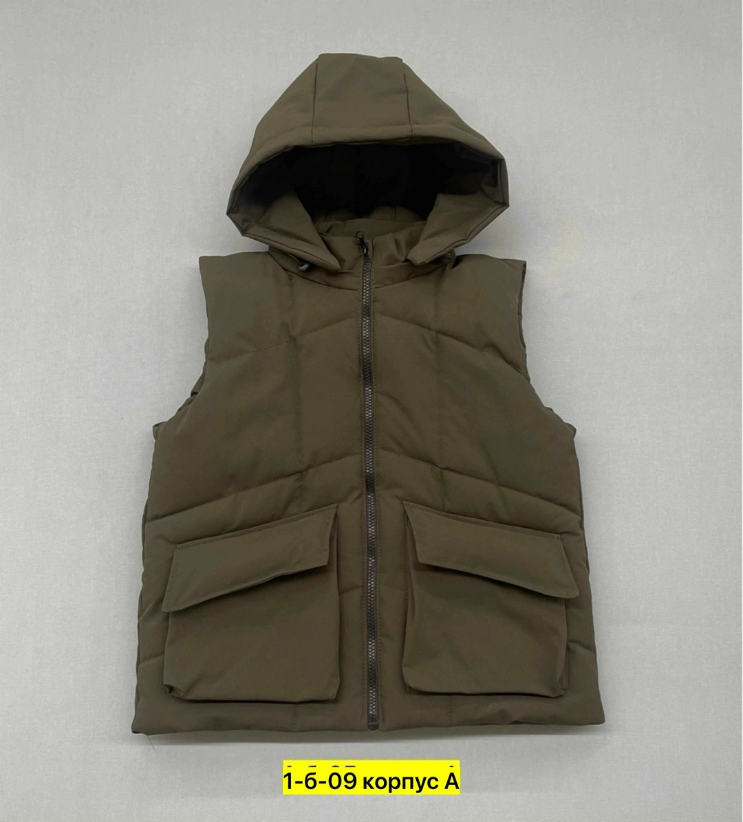 жилетка безрукавка утепленная с капюшоном,жилетка безрукавка утепленная,жилетка теплая,жилетка безрукавка утепленная детская,жилетка