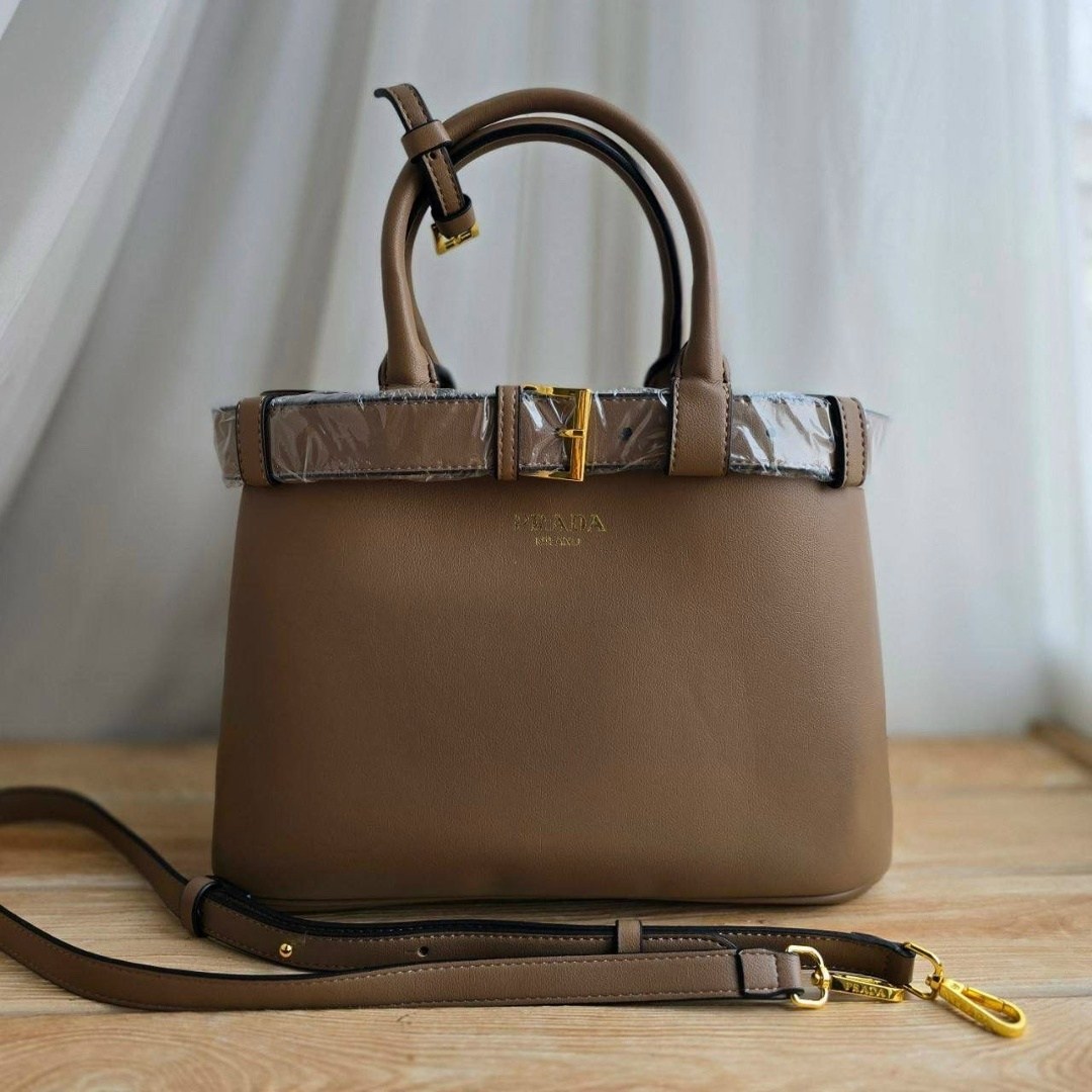 сумка prada женская,сумка prada,сумка,женская сумка,сумка классическая