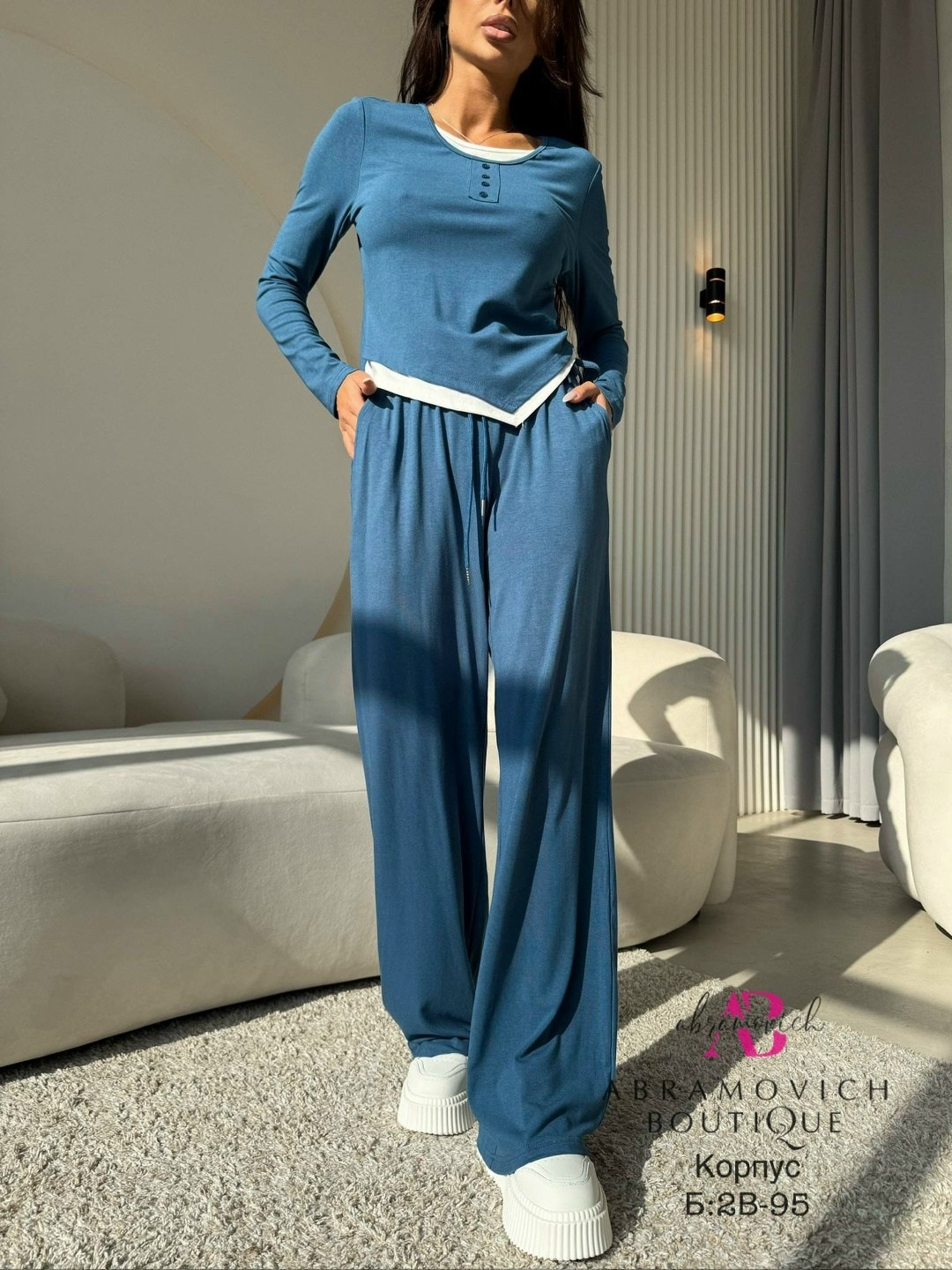 повседневный костюм,стильные костюмы,стильные спортивные костюмы,костюм трикотажный,костюм со штанами