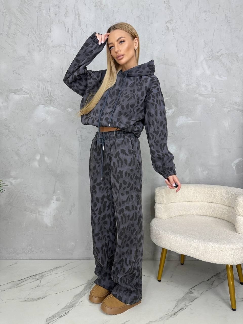 леопардовые костюмы,теплый костюм,костюм на флисе,костюм леопард,женский костюм на флисе