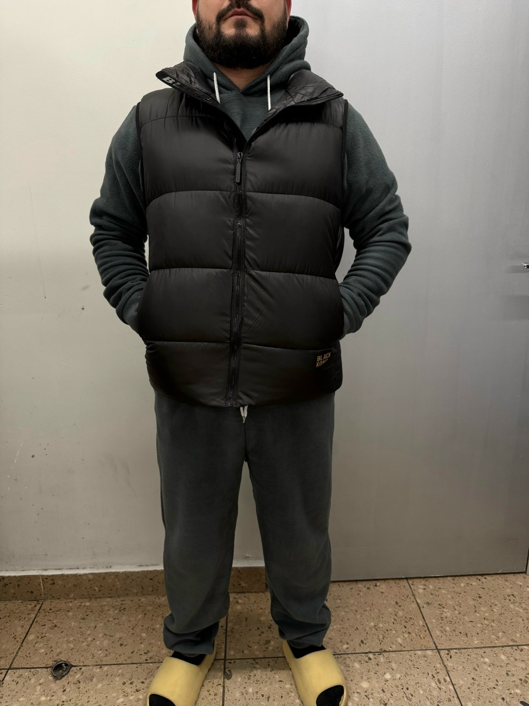 костюм мужской спортивный тройка с жилетом,спортивный костюм с жилеткой мужской,спортивный костюм тройка мужской,спортивные костюмы мужские,спортивный костюм тройка с жилеткой