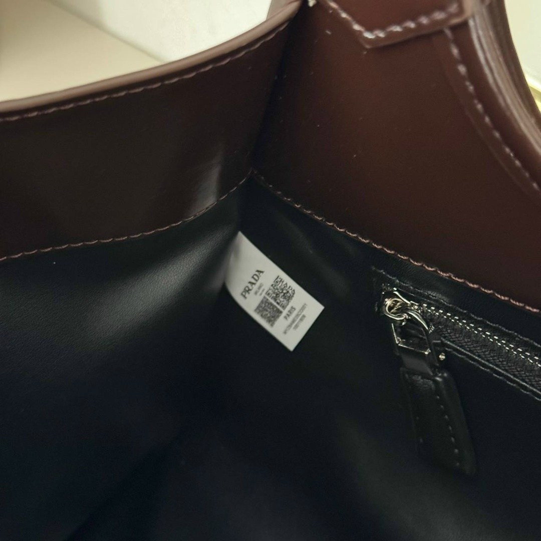 сумки люкс,сумка,сумки женская,модная сумка,сумка женская prada