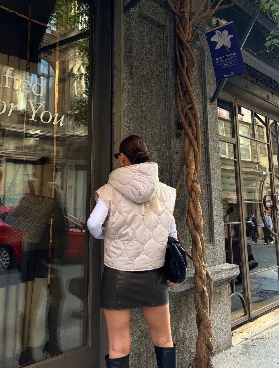 женская жилетка,жилетка короткая,женские жилеты,жилет,жилетка женская короткая