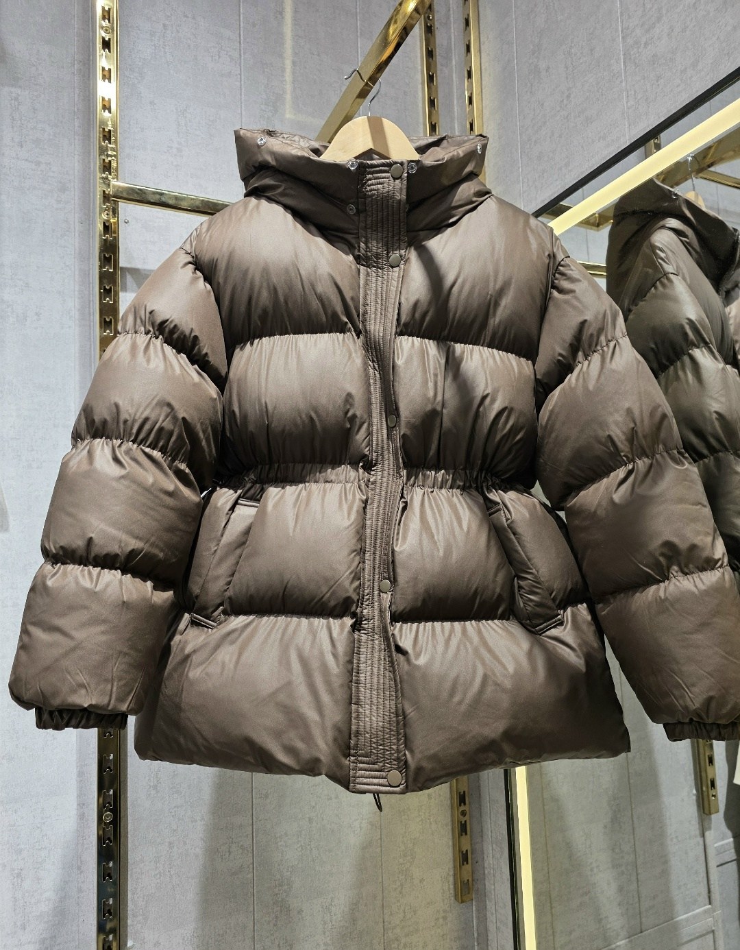 куртка пуховик,пуховик женский,женский короткий пуховик,короткий пуховик,зимний пуховик куртка