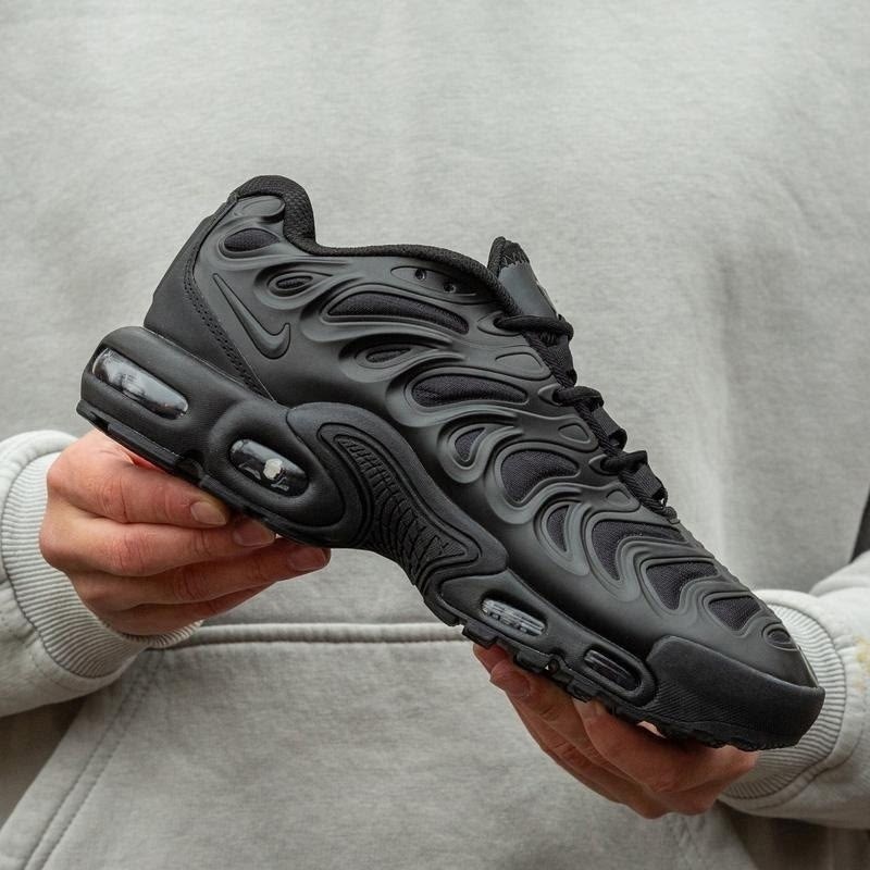 кроссовки nike air max tn plus,кроссовки nike air max plus,кроссовки мужские nike air max plus,nike air max plus tn,кроссовки