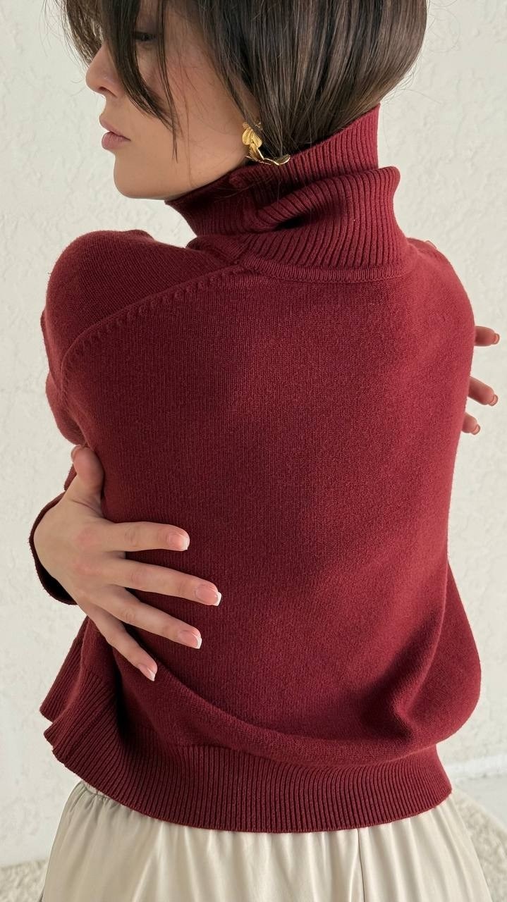 юбка плиссе,джемпер бежевый,бежевая юбка,трикотажная юбка,юбка плиссе остин