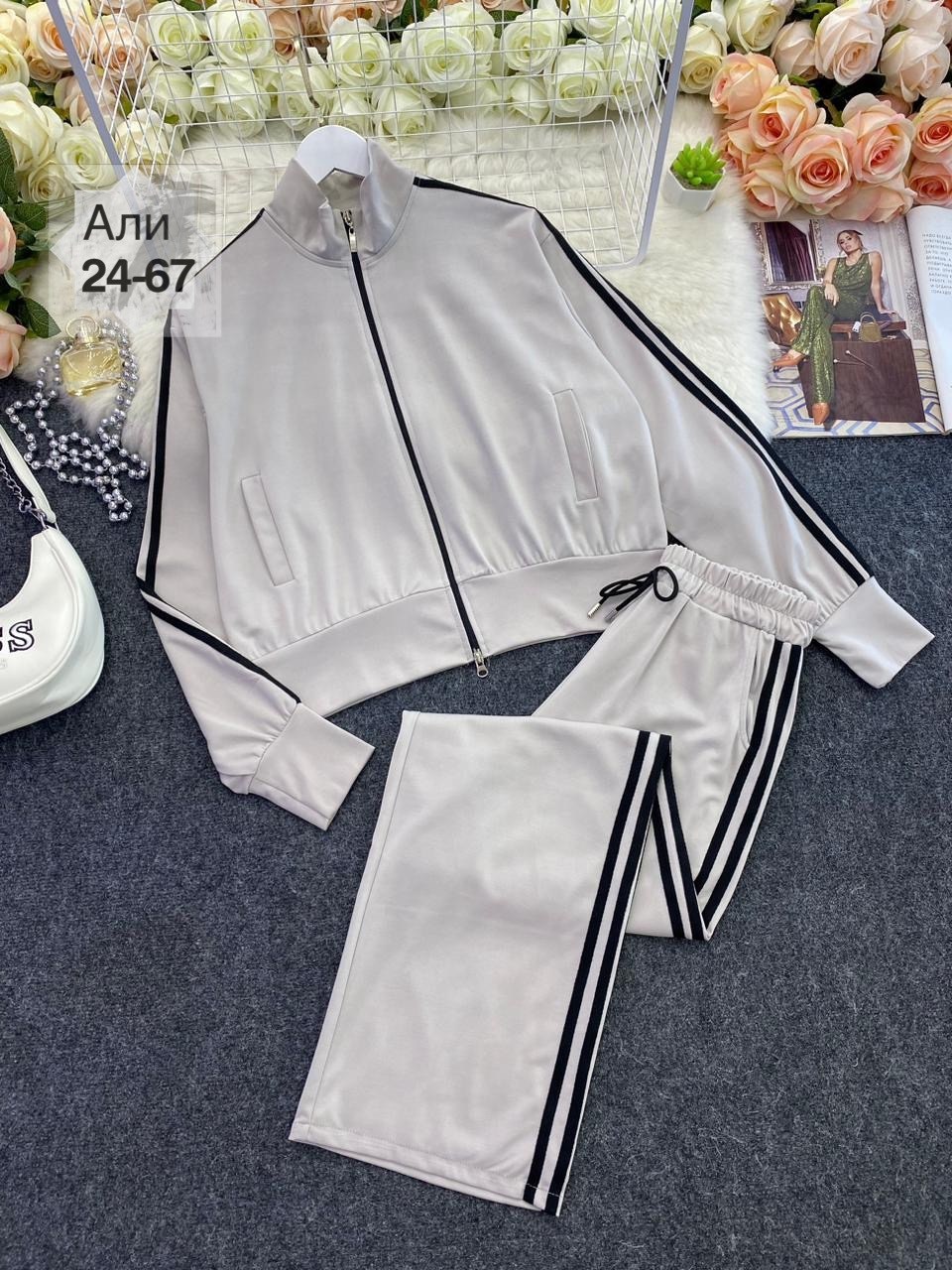 женские спортивные костюмы,спортивный костюм адидас женский красный,костюм спортивный стильный,костюм женские спортивные костюмы,костюм спортивный женские спортивные костюмы
