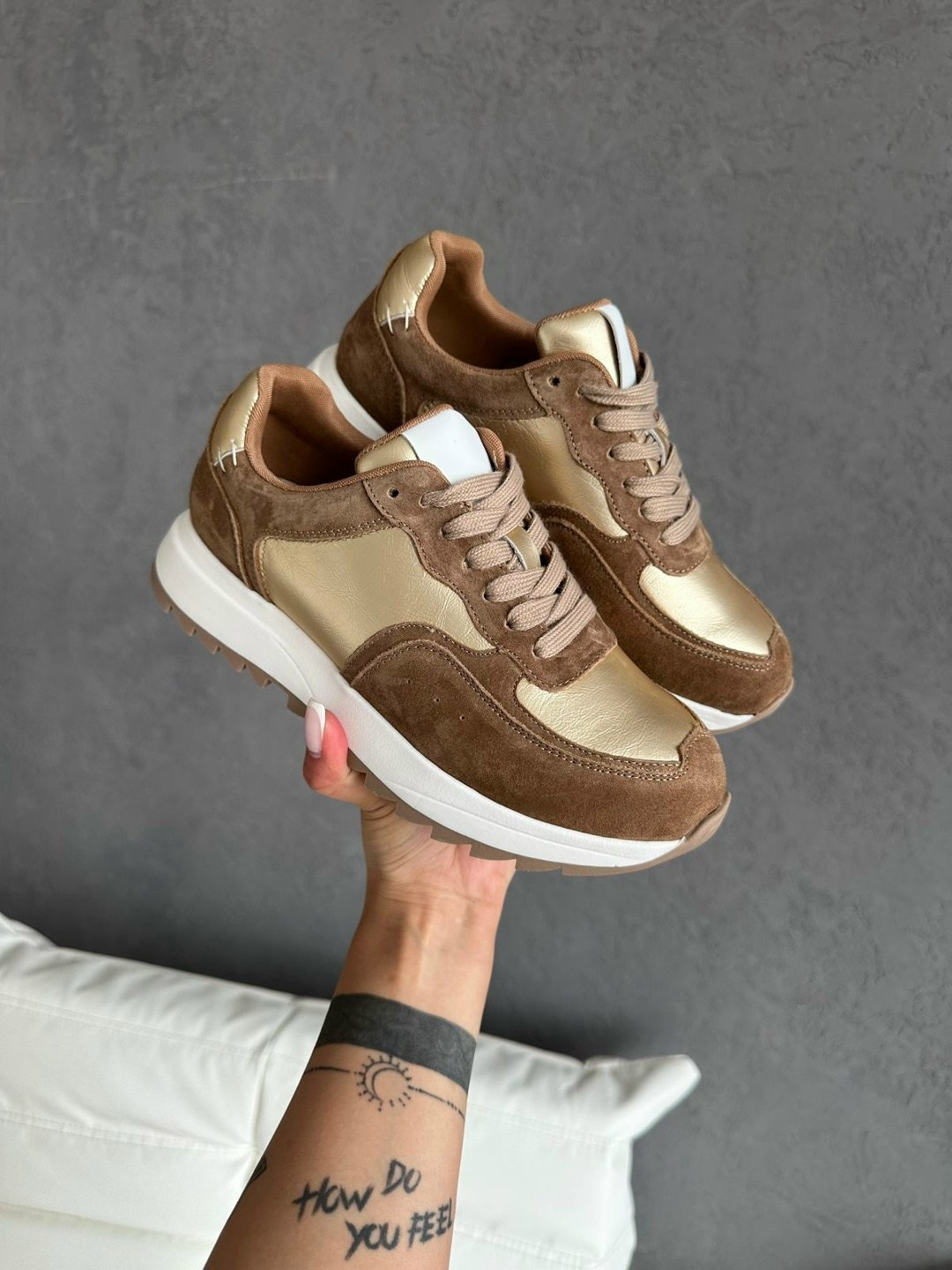 ,кроссовки женскиe,кроссовки женские черные,черные кроссовки,кроссовки модные