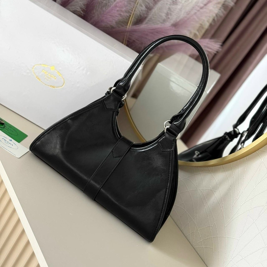 сумка,сумка женская prada,сумки женская,модная сумка,сумки люкс