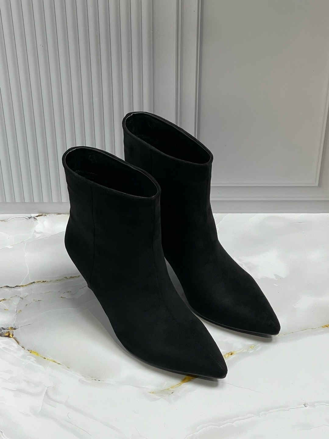 женские ботильоны,,замшевые ботильоны,стильные ботильоны,ботильоны