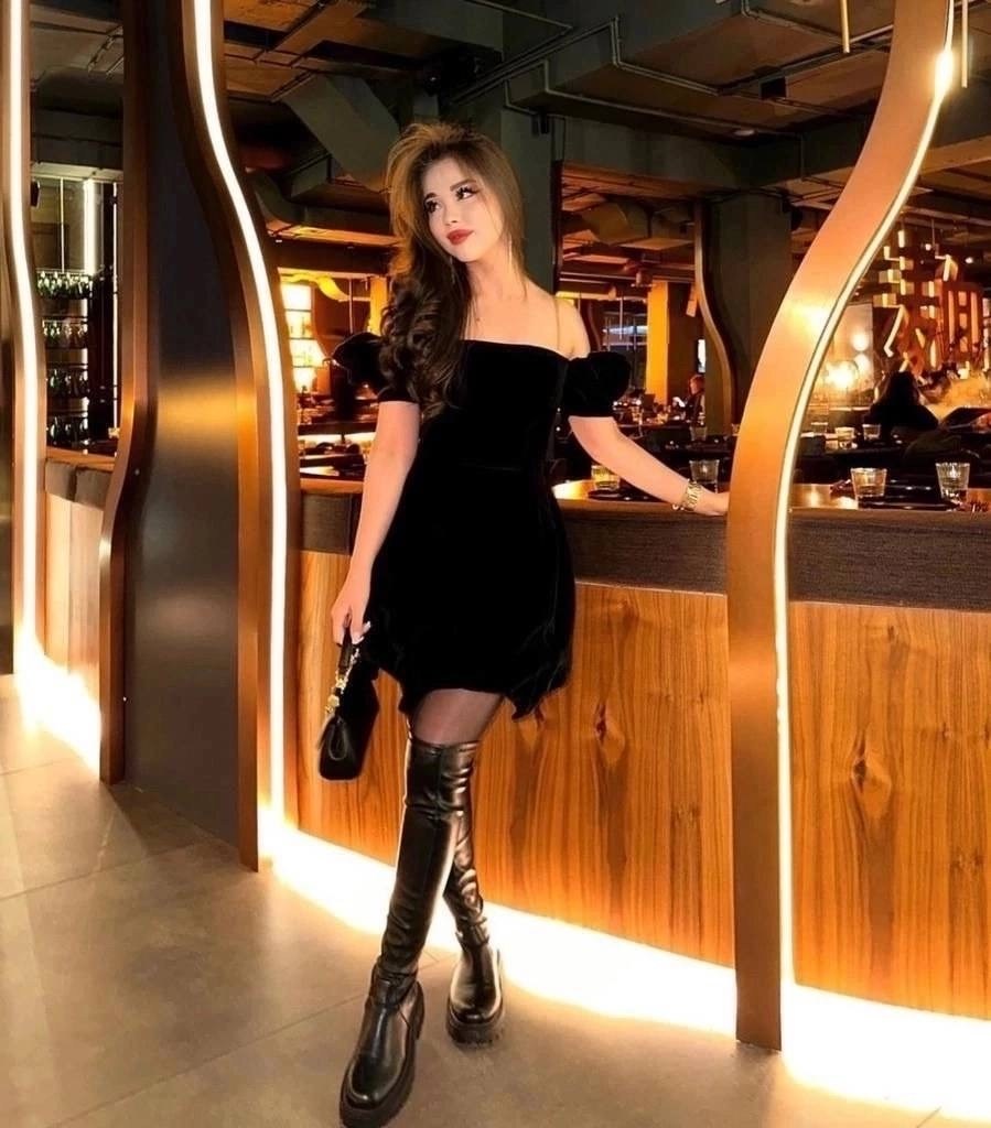 бархатное платье с открытыми плечами,платье бархатное,платье из бархата,женское бархатное платье с открытыми плечами,платье велюр