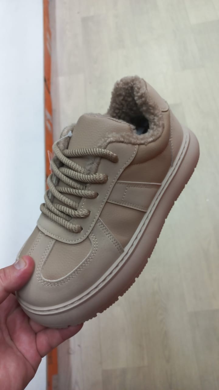 ,кроссовки женскиe,женские зимние кроссовки,теплые кроссовки,кеды теплые