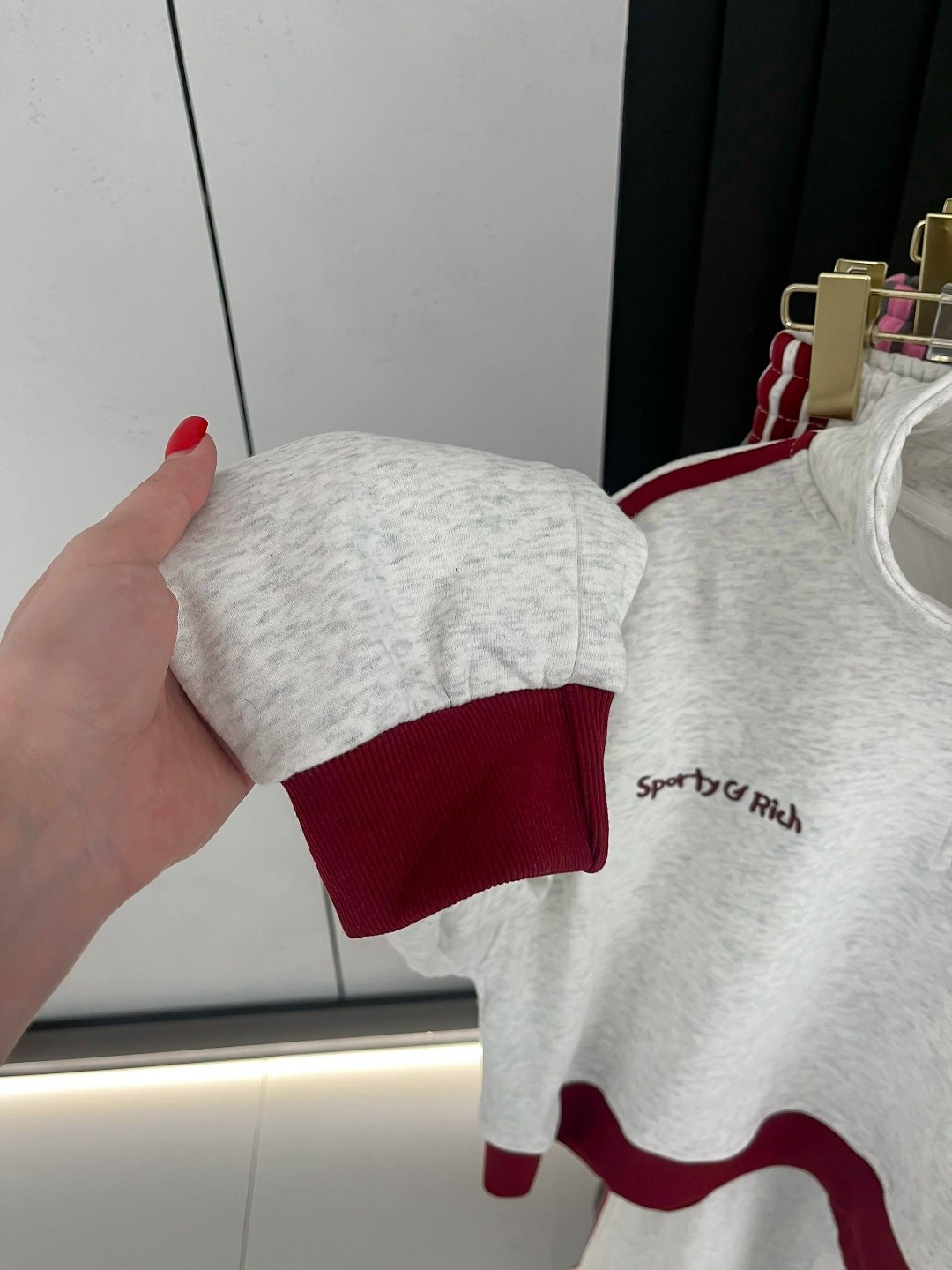 костюмы спортивные женские,спортивные костюм,костюмы адидас,спортивные костюмы адидас,повседневный спортивный костюм