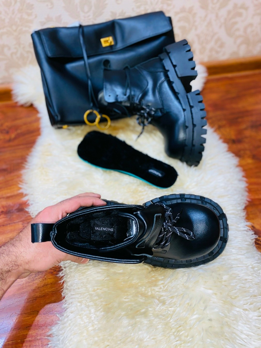 ,женские ботинки,ботинки,массивные ботинки,ботинки модные