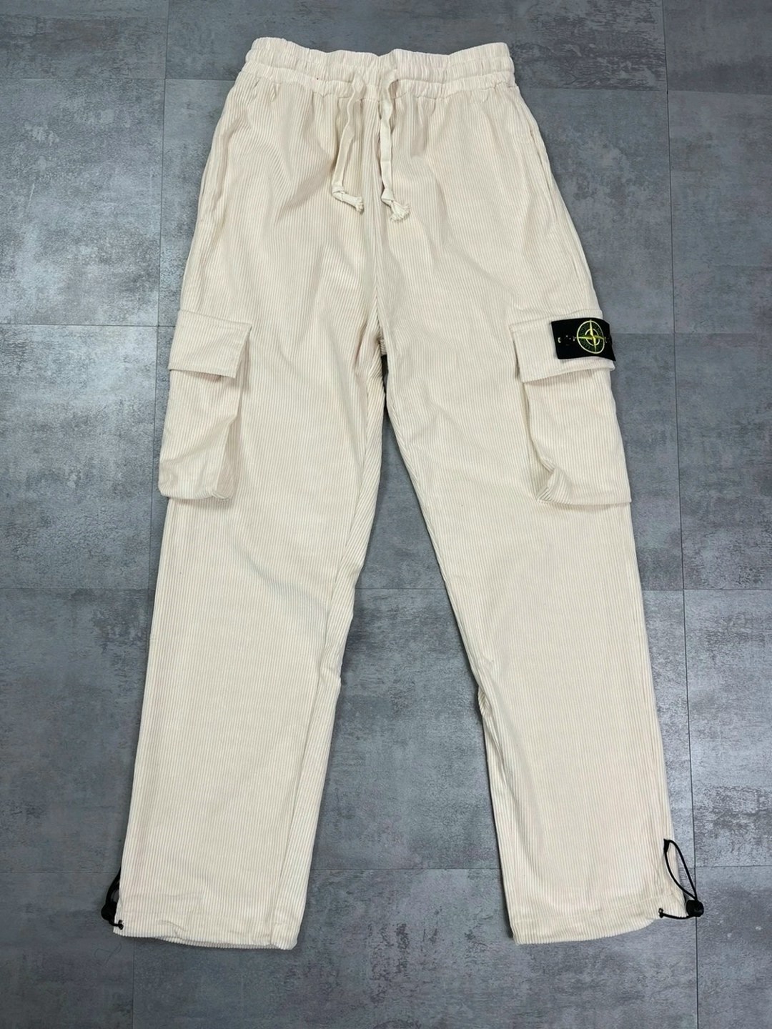 брюки stone island,зеленые штаны стон айленд,мужские брюки карго,stone island,спортивные брюки stone island