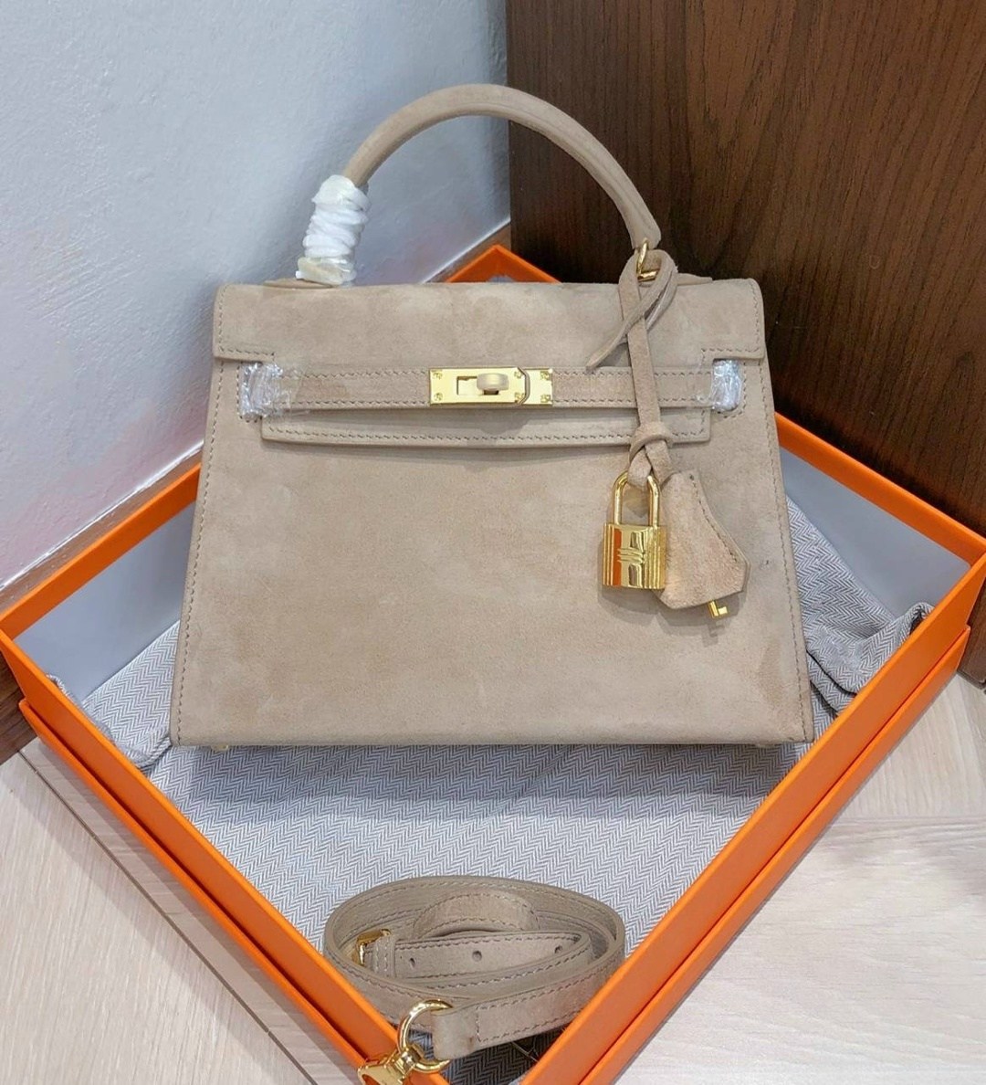 женская сумка hermes,сумка hermes,женская сумка hermes kelly,cумка hermes kelly,гермес сумка