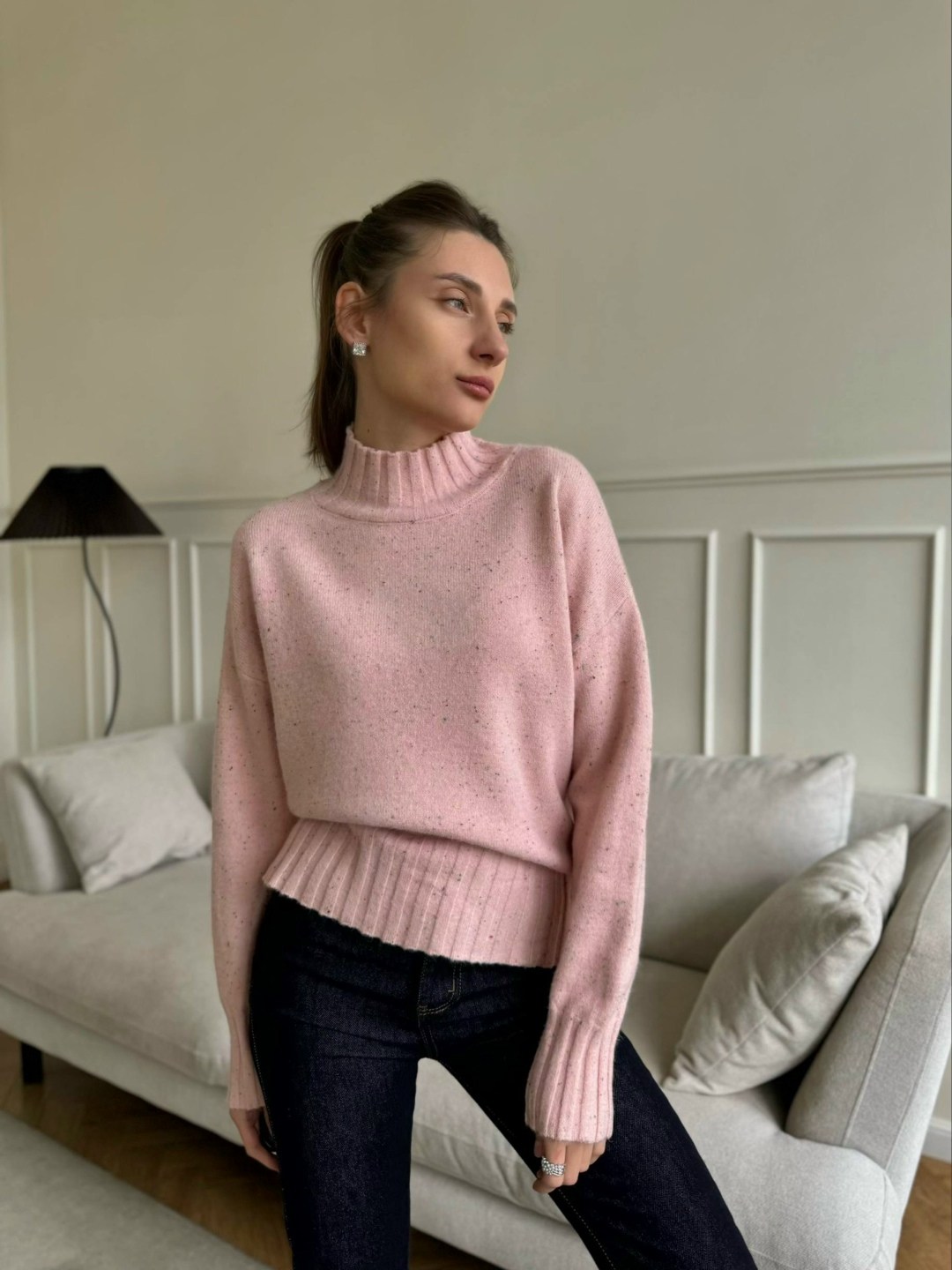 розовый свитер,свитер,вязаные свитера,вязаные джемпера,свитера женские