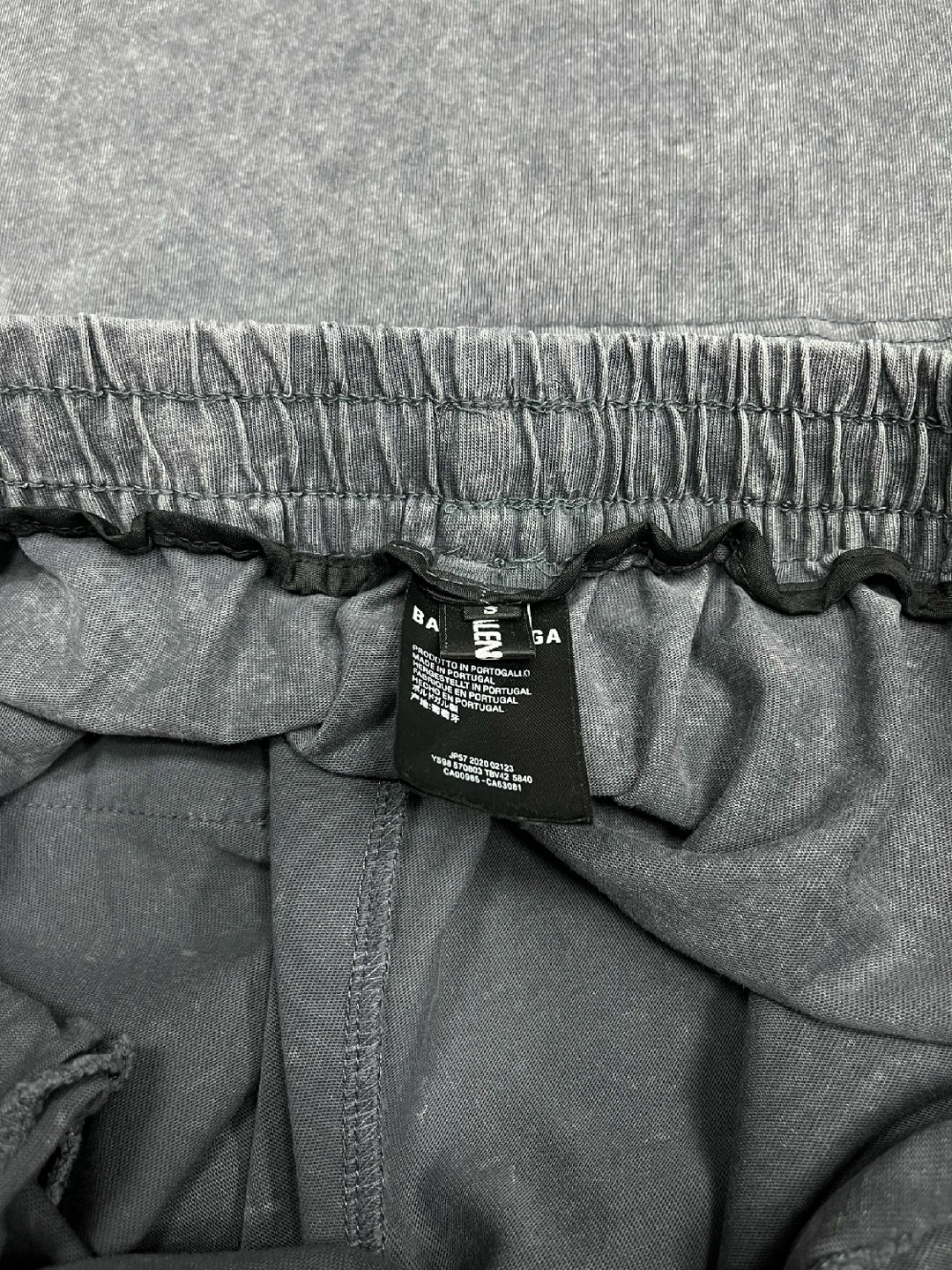 комплект с шортами,мужской костюм серый,шорты для мужчин,мужские спортивные костюмы