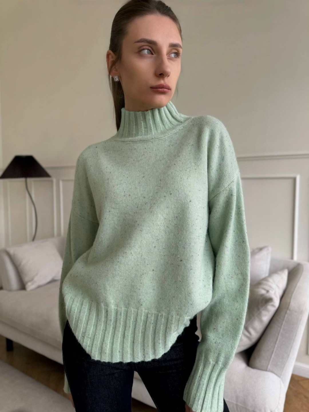 розовый свитер,свитер,вязаные свитера,вязаные джемпера,свитера женские