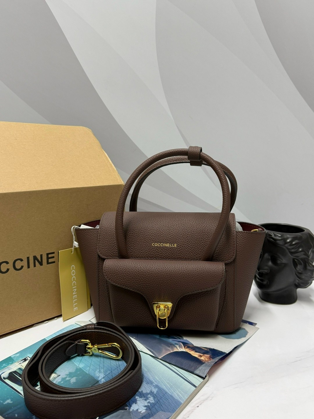 coccinelle сумка,женская сумка,сумка,женская сумка coccinelle,сумки аксессуары