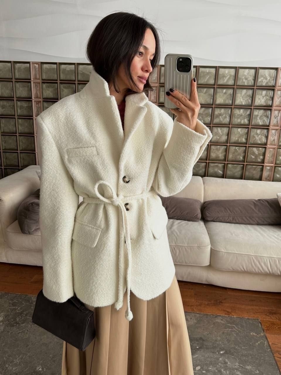 стильное пальто,полупальто,демисезонные пальто,шерстяное пальто,полупальто из