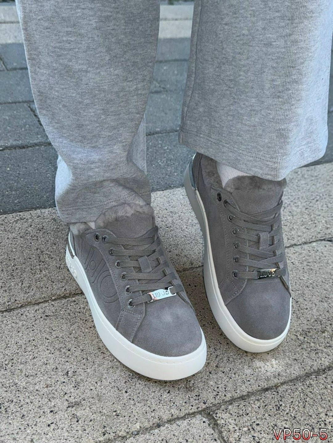 ,кеды женски,кроссовки женскиe,женские кеды,модные кеды кожаные женские