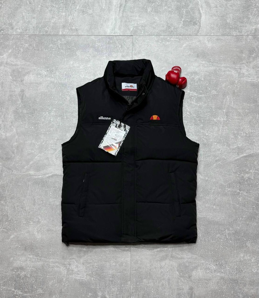 жилетка ellesse,жилетка,жилет,мужская жилетка,жилет ellesse