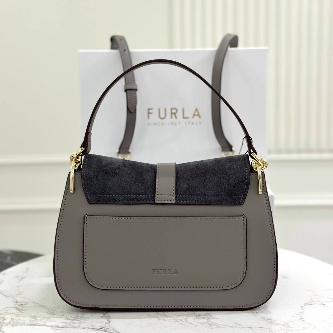 замшевая сумка,сумки coccinelle замшевая сумка,сумка,сумка coccinelle замша серая,сумка женская замшевая